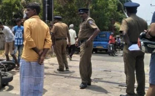 யாழில் நாயை கொடூரமாக கொன்ற நபர் பொலிஸ் நிலையத்தில் சரணடைந்தார்.