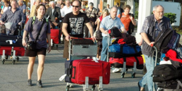 நாட்டுக்கு வரும் சுற்றுலா பயணிகளின் எண்ணிக்கை அதிகரிப்பு!