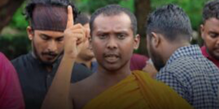 காலி முகத்திடல் போராட்டத்தில் பங்காற்றிய  கொஸ்வத்தே மகாநாம தேரர் கைது!