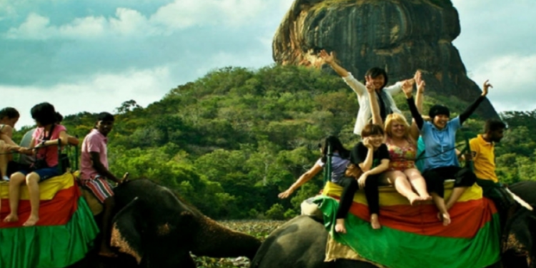 நாட்டுக்கு வரும் சுற்றுலா பயணிகளின் எண்ணிக்கை அதிகரிப்பு!