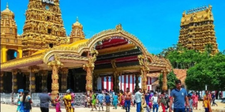 நல்லூர் ஆலய வளாகத்தில் பொலிசார் கடும் பாதுகாப்பு!