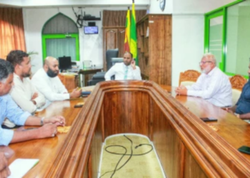 அம்பாறை நிந்தவூரில் கடலரிப்பு தொடர்பில் விசேட கலந்துரையாடல்