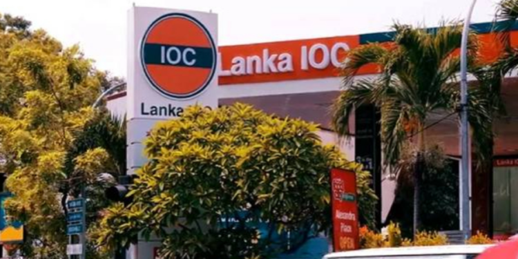 நாட்டில் மூடப்பட இருக்கும் எரிபொருள் நிரப்பு நிலையங்கள்