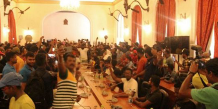 ஜனாதிபதி மாளிகைக்குள் அத்துமீறி நுழைந்த குற்றச்சாட்டில் இதுவரை 37 பேர் கைது!