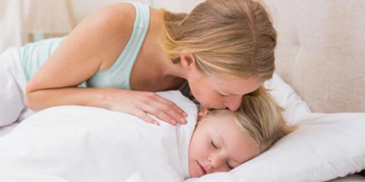குழந்தைகளை எளிதாக தூங்க வைக்க சிறந்த ஆலோசனைகள்