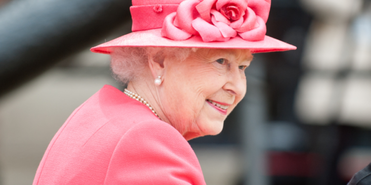 இங்கிலாந்து ராணியின் இறப்பு குறித்து முற்கூட்டியே வெளியாகிய செய்தி!