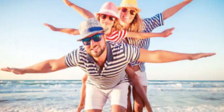 குடும்பத்தினருடன் சுற்றுலா செல்லுங்கள்