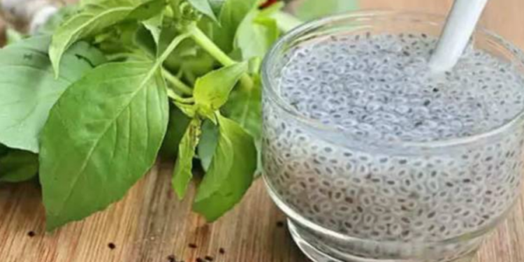 உடல் எடையை குறைக்க உதவும் இயற்க்கை பானங்கள்