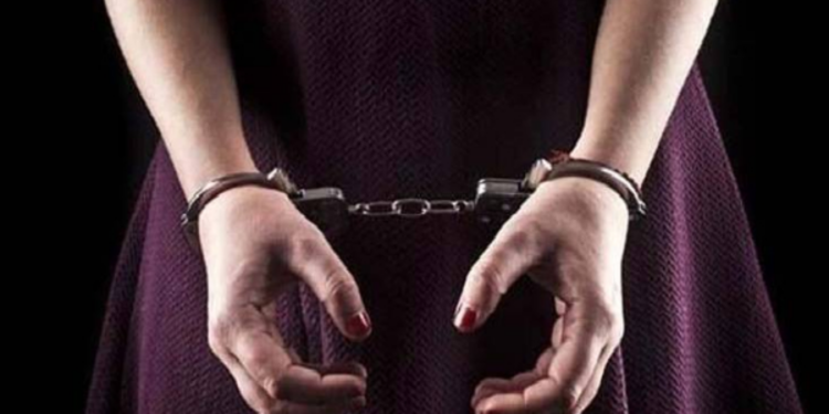 நீண்டகாலமாக விடுதியை நடத்திய பெண்கள் கைது!