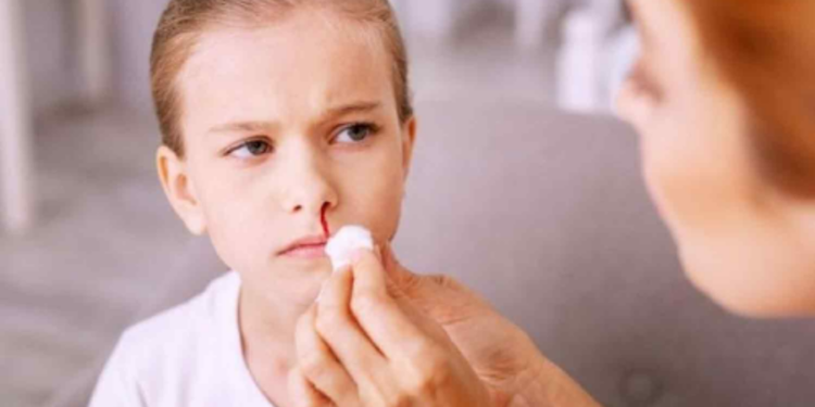 குழந்தைகளுக்கு மூக்கில் ரத்தம் வடிவதர்க்கான காரணம் என்ன தெரியுமா?
