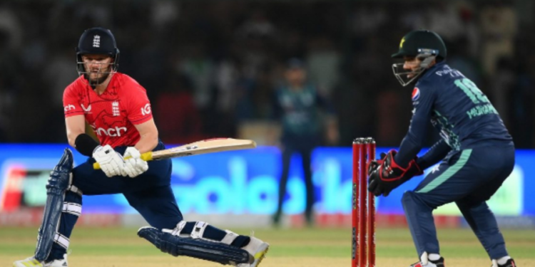 இருபதுக்கு 20 கிரிக்கெட் போட்டியில் புதிய சாதனை படைத்தது பாகிஸ்தான் அணி!