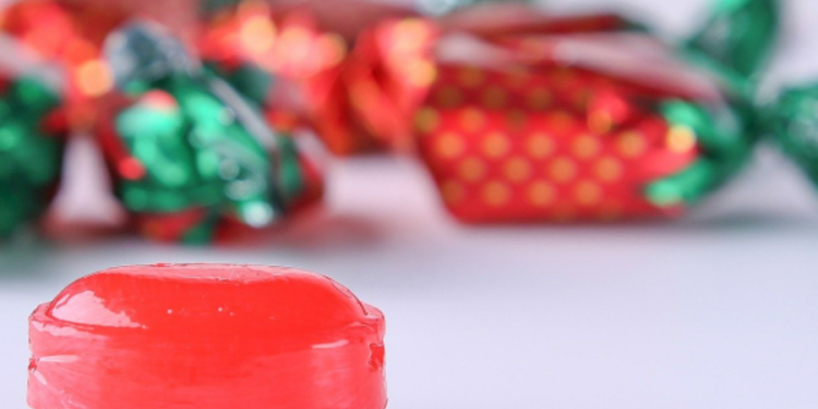 பிரபல பாடசாலை ஒன்றில் டொபி சாப்பிட்ட மாணவர்கள் வைத்தியசாலையில் அனுமதி!