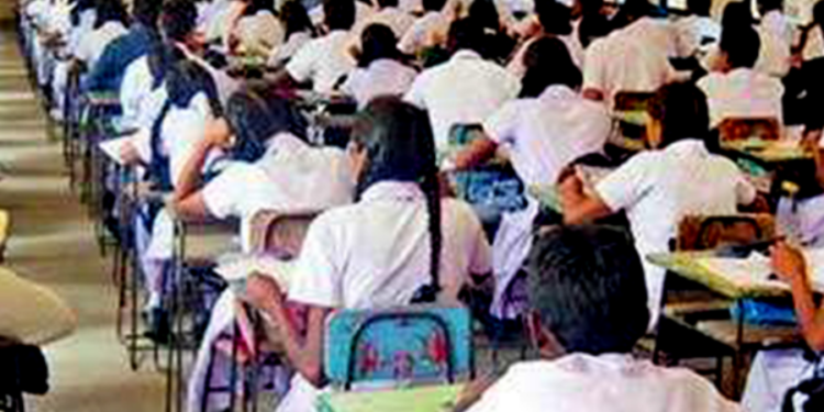 மீண்டும் உயர்தரம் கற்கும் மாணவர்களுக்கு புலமைபரிசில் திட்டத்தை ஆரம்பிக்கும் ஜனாதிபதி!