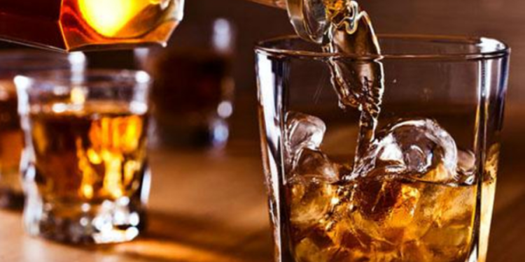 யாழில் மதுபானத்திற்கு பதிலாக ஓடிகலோன் குடித்தவருக்கு நேர்ந்த கதி!