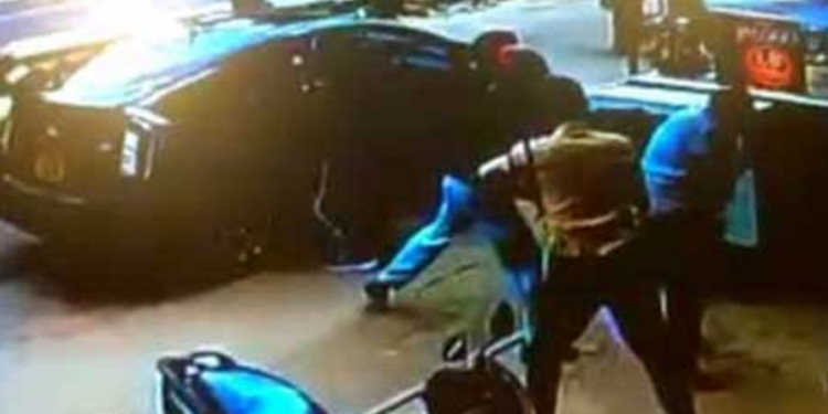 தனியார் வங்கிக்கு முன்பாக கொள்ளையில் ஈடுபட முயற்சித்த நபர் கைது!