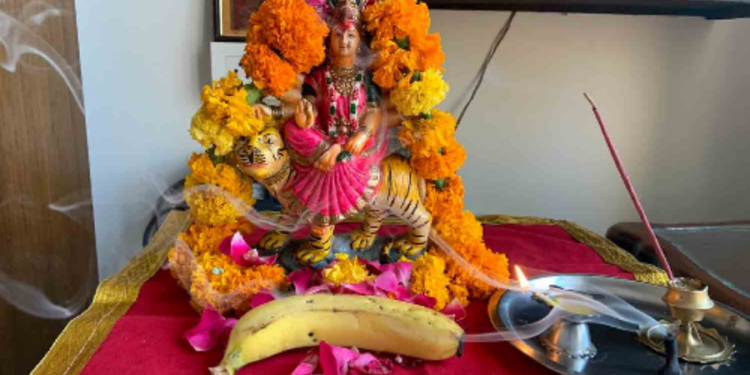 இன்று நவராத்திரி மூன்றாம் நாள் வழிபாடு