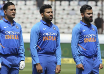 தோனியின் சாதனையை முறியடித்து முன்னேறியுள்ள  ரோஹித் சர்மா