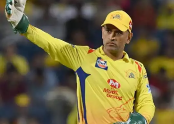 சென்னை சூப்பர் கிங்ஸ் கிரிக்கெட் அகாடமியை தொடக்கி வைத்தார் தோனி