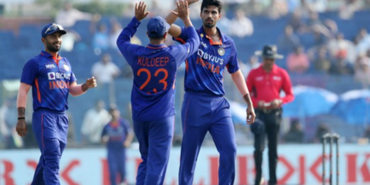 அவுஸ்ரேலிய கிரிக்கெட் அணியின் சாதனையை சமன் செய்த இந்திய அணி