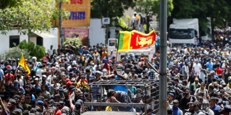 ஸ்தம்பிக்க இருக்கும் கொழும்பு!