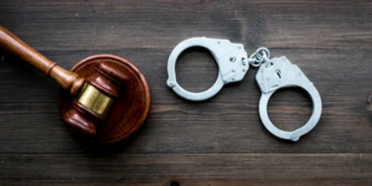 சிறுமியை துஷ்பிரயோகத்திற்கு உட்படுத்திய குற்றச்சாட்டில் பிக்கு ஒருவர் கைது!