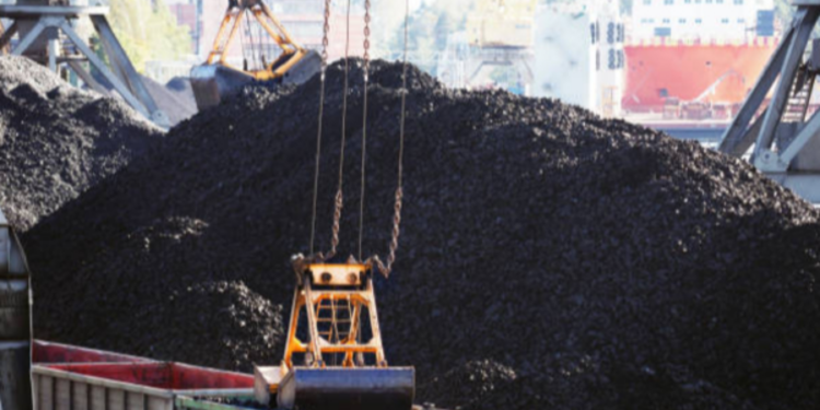 நாட்டை நெருங்கும் நிலக்கரி கப்பல்!