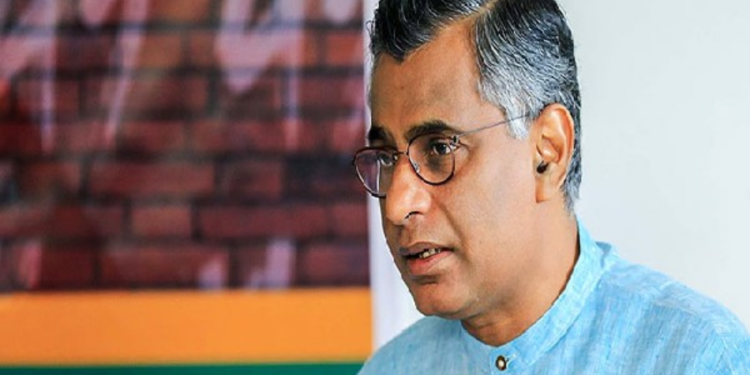 இரட்டை குடியுரிமை பெற்ற நாடாளுமன்ற உறுப்பினர்களின் பதவி பறிபோகும் நிலையில்!