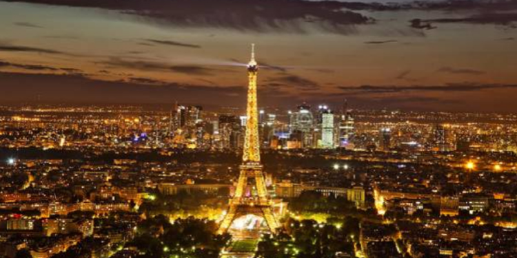 பிரான்சில் நிகழும் மர்ம சம்பவங்கள்