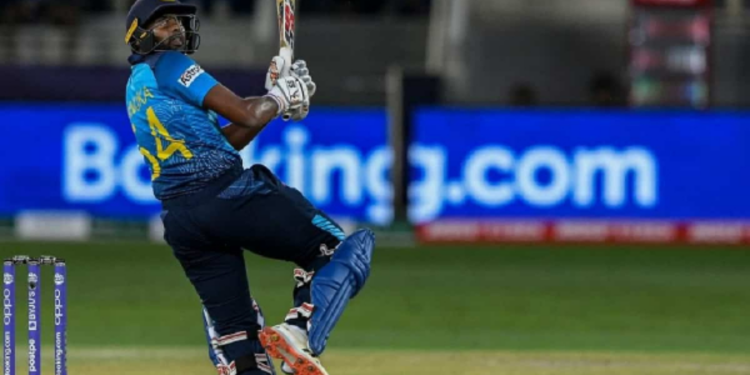 சர்ச்சையில் மாட்டிக் கொள்ளும் இலங்கை கிரிக்கெட் வீரர்கள்