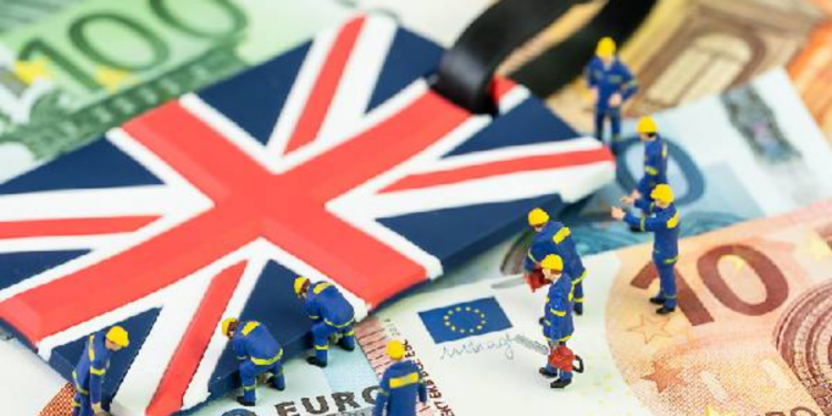 பிரித்தானிய பொருளாதாரத்தில் சரிவு நிலை குறித்து எச்சரிக்கை விடுப்பு!