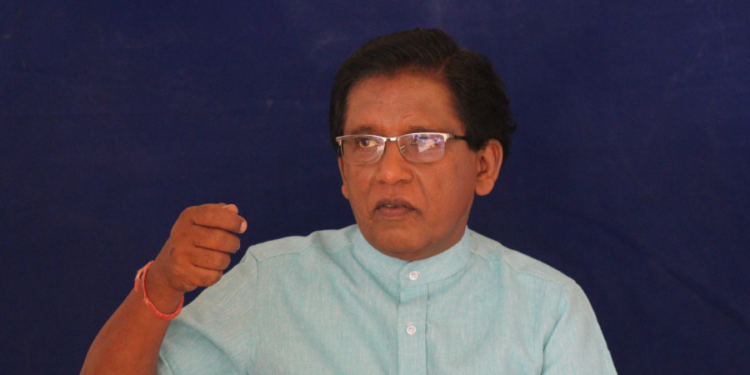 வட மாகாண ஆளுநர் குறித்து சரவணபவன் விடுத்துள்ள எச்சரிகை!