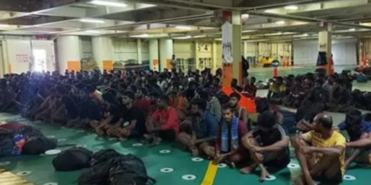 கனடாவிற்கு சட்டவிரோத பயணம் மேற்க்கொண்டவர்களில் 50 பேர் அரச உத்தியோகத்தர்கள்