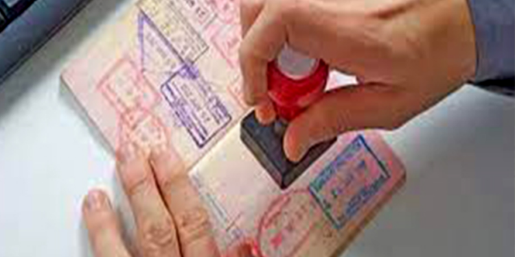 இலங்கையில் இருந்து மனித கடத்தலில் ஈடுபட்ட நபர் கைது!