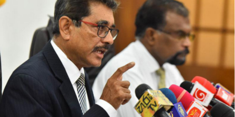 தன் மீது சுமத்தப்பட்டுள்ள குற்றச்சாட்டுக்களை பொய் என கூறும் மத்திய வங்கி ஆளுநர்