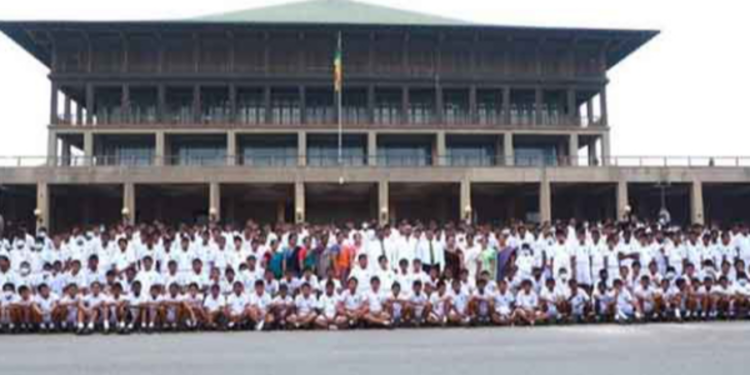 இலங்கை நாடாளுமன்றின் புதிய சாதனை!