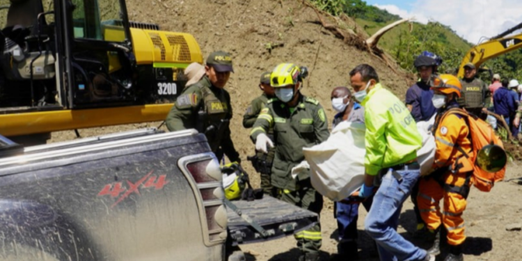 கொலம்பியா மண் சரிவில் சிக்கி 34 பேர்  உயிரிழப்பு!