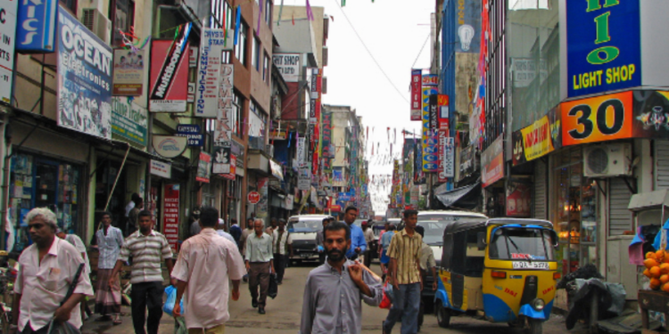 கொழும்பிலுள்ள தமிழர்களின் கடைக்கு ஏற்ப்பட்ப்போகும் ஆபத்து!