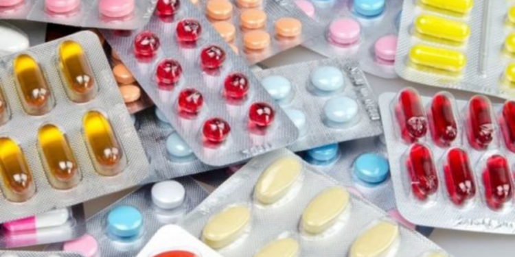 பிரதான வைத்தியசாலைகளில் அத்தியாவசிய மருந்துப் பொருட்களுக்கு கடுமையான  தட்டுபாடு!