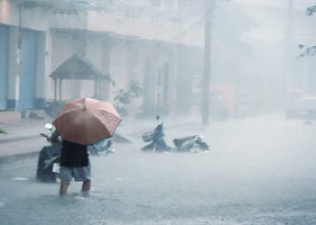 மட்டக்களப்பில் சீரற்றகாலநிலையால் பெண் ஒருவர் உயிரிழப்பு!