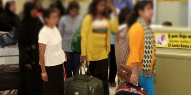 மக்களின் பெருமளவிலான பணத்தை திண்டு ஏப்பமிட்ட வெளிநாட்டு முகவர்கள்