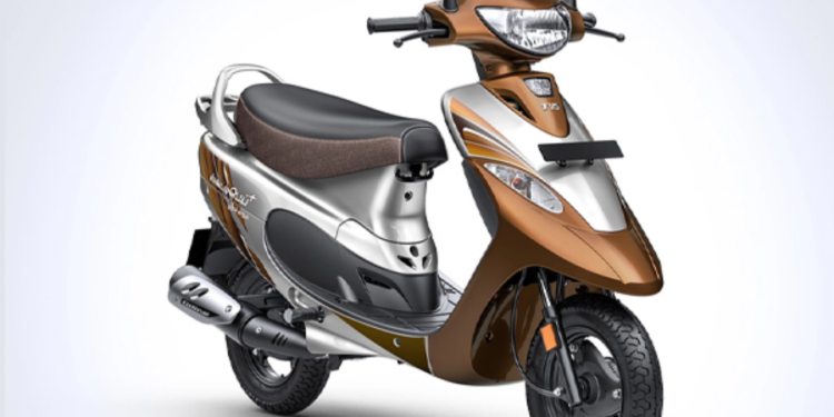 பெண்களின் மோட்டார் சைக்கிளில் திருட்டில் ஈடுபடும் பொலிஸ் அதிகாரியின் மகன்