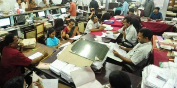 டிசம்பர் 31ஆம் திகதிக்கு பின்னர் வீட்டிற்கு செல்லப்போகும் அரச ஊழியர்கள்!