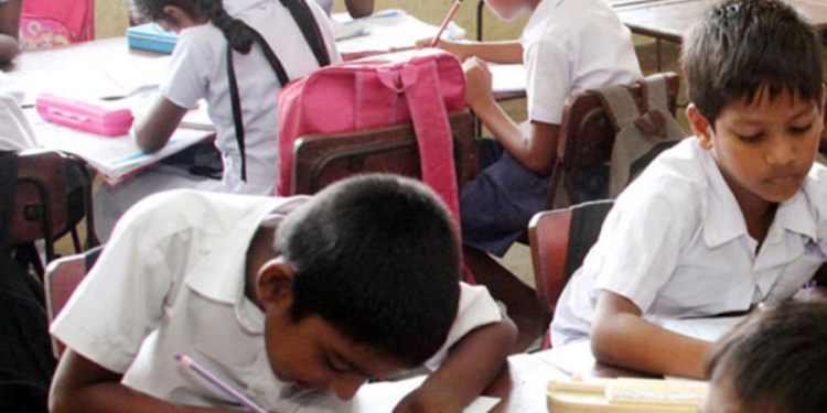 பாடசாலை மீள ஆரம்பக்கப்படுவது தொடர்பில் வெளியாகியுள்ள செய்தி!