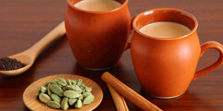 வெறும் வயிற்றில் டீ குடிப்பவர்கள் கவனத்திற்கு