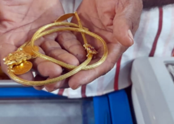 முல்லைத்தீவில் தொலைந்த தாலிக்கொடியை மீண்டும் அவர்களிடமே ஒப்படைத்த சம்பவம்