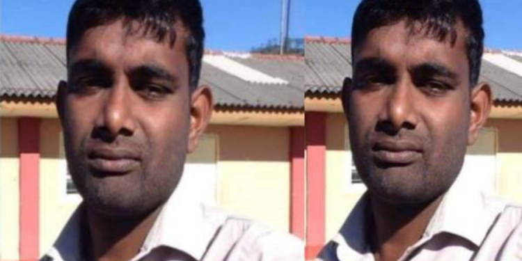 ஆசிரியர் தாக்கப்பட்ட சம்பவம் தொடர்பில் பணிப்பகிஸ்கரிபில் ஈடுபடும் ஆசிரியர் குழாமினர்