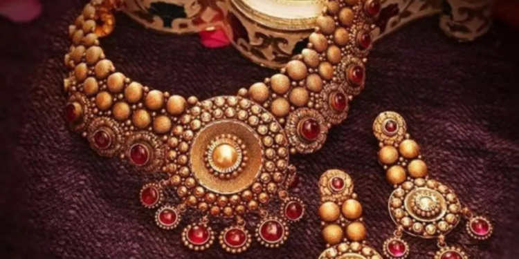 தங்கத்தின் விலையில் ஏற்ப்பட்டுள்ள மாற்றம்!