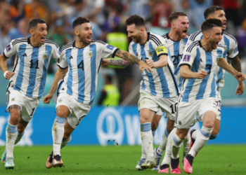 உலக கிண்ணத்தை மூன்றாவது முறையாகவும் தட்டிச் சென்றது ஆர்ஜன்டீனா!
