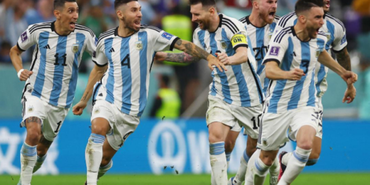 உலக கிண்ணத்தை மூன்றாவது முறையாகவும் தட்டிச் சென்றது ஆர்ஜன்டீனா!