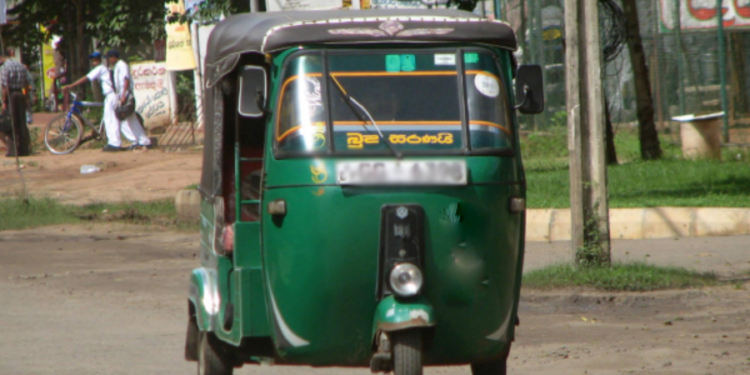 போதை பொருளுக்காக முச்சக்கர வண்டியை கொள்ளையிட்ட நபர்கள்